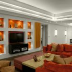 wall decor in the living room design photo