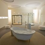 Grande salle de bain minimalisme du futur