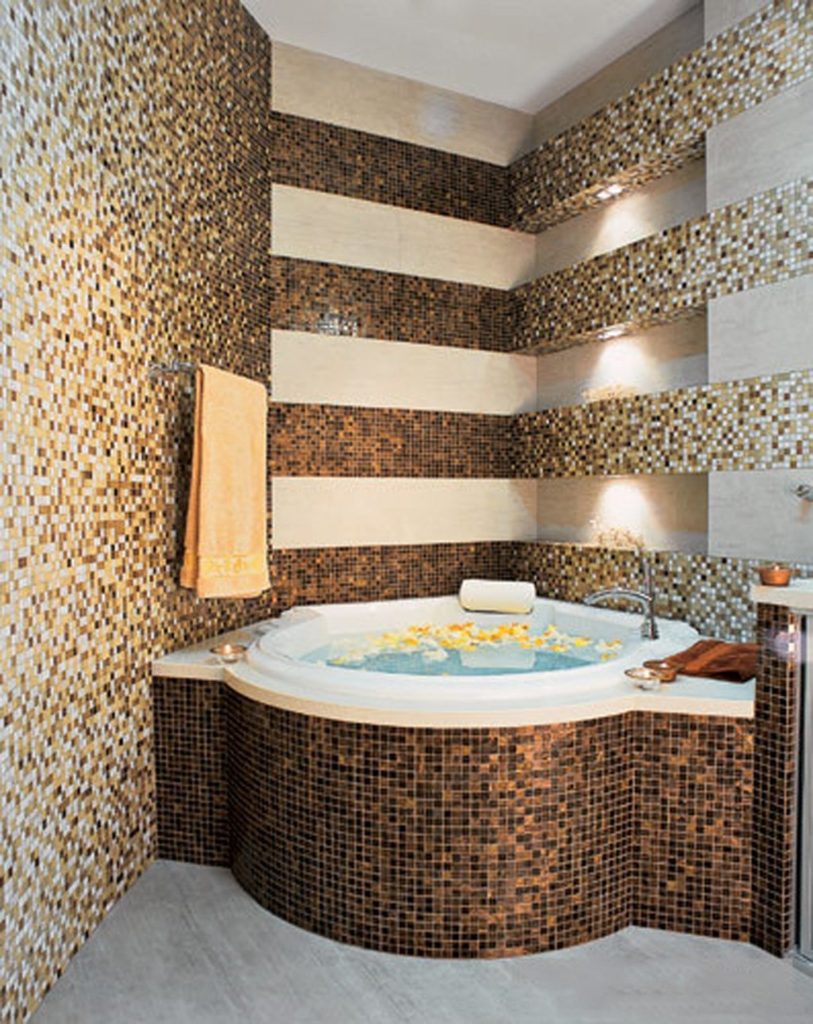 Yaldızlı banyo seramikleri için mozaik