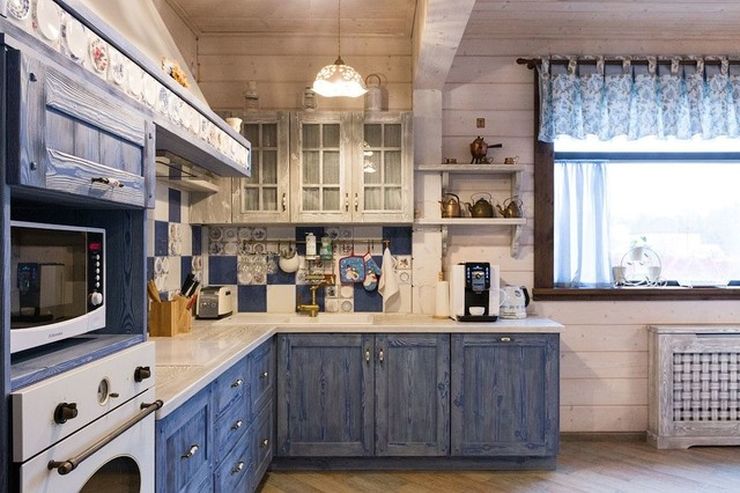 Bucătărie de design într-o casă privată provence