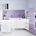 Gaiši gaiši violeta virtuve