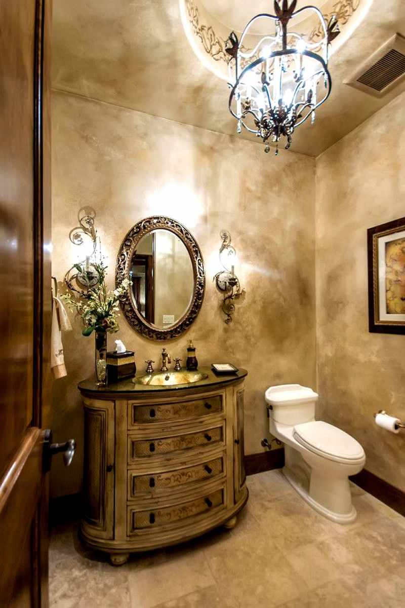 Un exemple d'utilisation de plâtre décoratif brillant dans un décor de salle de bain