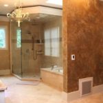 exemple d'utilisation de plâtre décoratif brillant dans le décor de la salle de bain