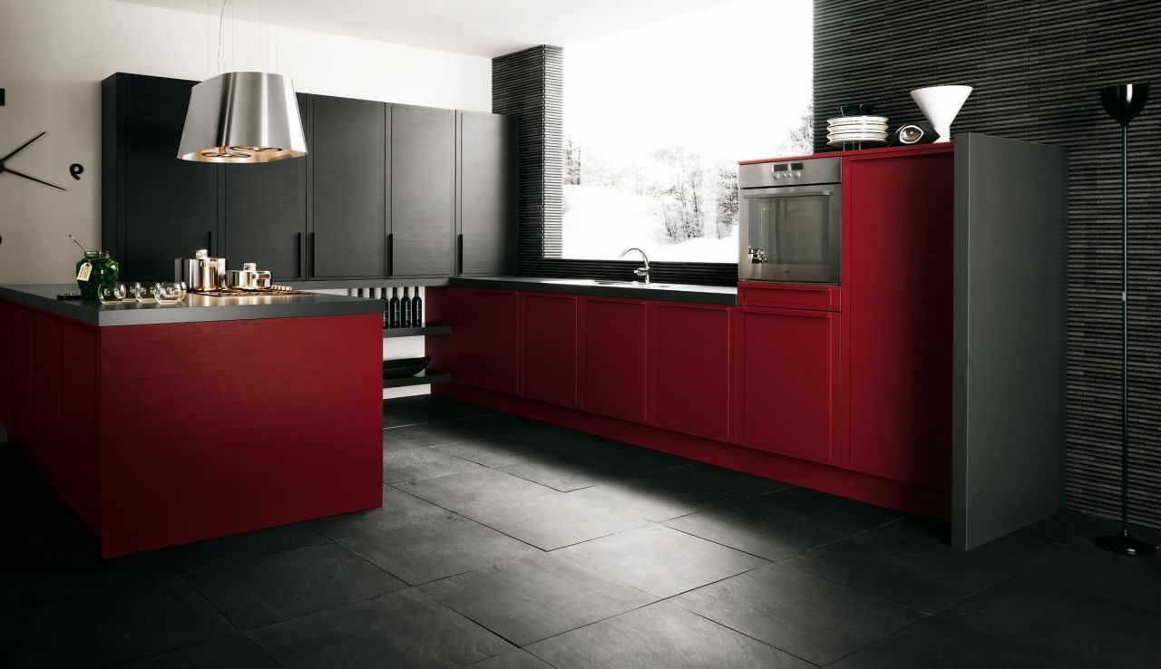 sarkanās virtuves neparastā stila variants