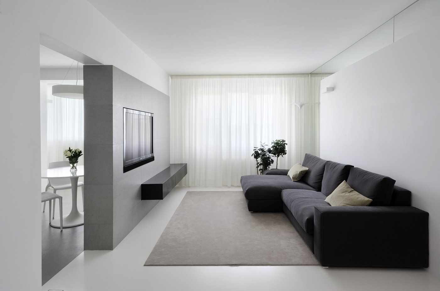 ideja izmantot dzīvojamo istabu vieglu dekoru minimālisma stilā