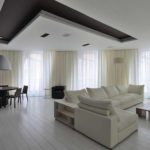 một ứng dụng thiết kế ánh sáng của phòng khách theo phong cách hình ảnh tối giản