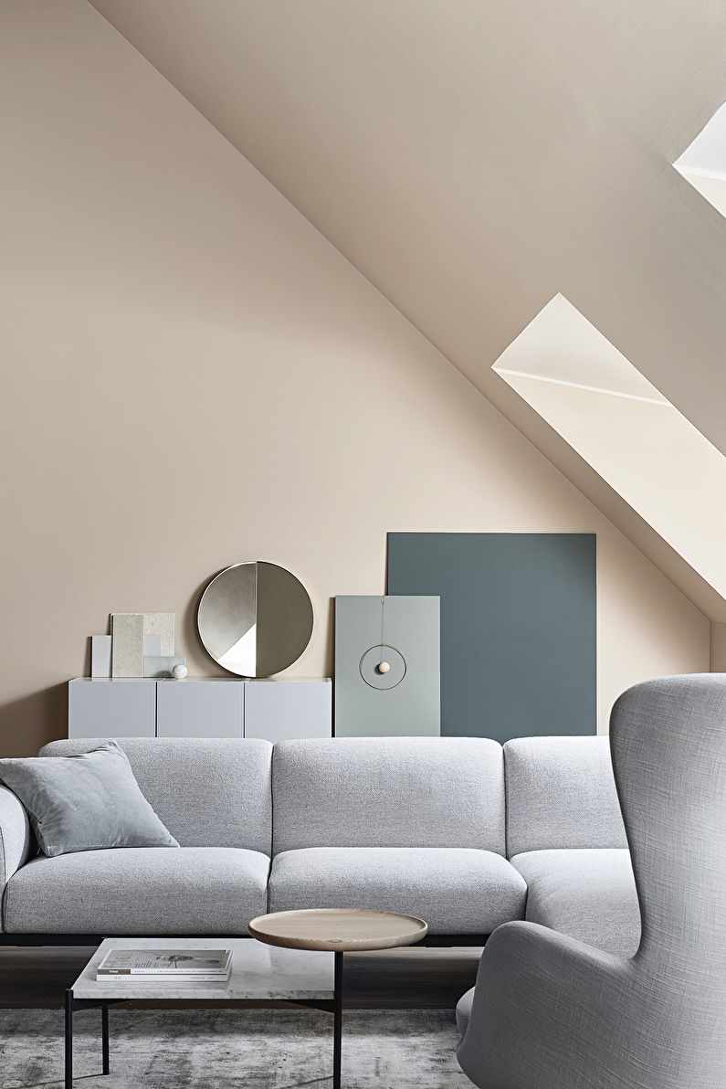 opțiunea de a utiliza un decor luminos al unei camere de zi în stilul minimalismului