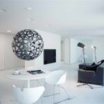 minimalizm resmi tarzında bir oturma odasının parlak tasarımını uygulama örneği