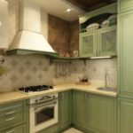 Bucătărie în stil verde Provence