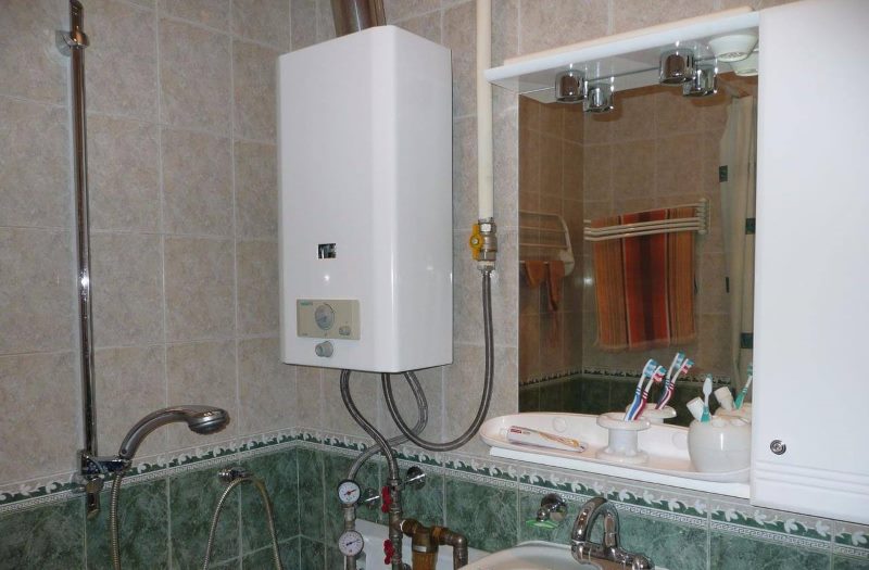Kruşçev'de bir gaz sütunu ile banyo