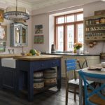 Ülke mutfak tasarımında mavi renk