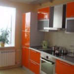 Mutfak ve balkon kombinasyonu çoğunlukla doğal ışık olasılığını genişletmek ve mutfak alanını arttırmak için yapılır.