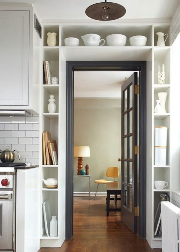Do-it-yourself kitchen shelves around a doorway