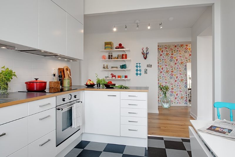 Interiorul bucătăriei private în stil scandinav