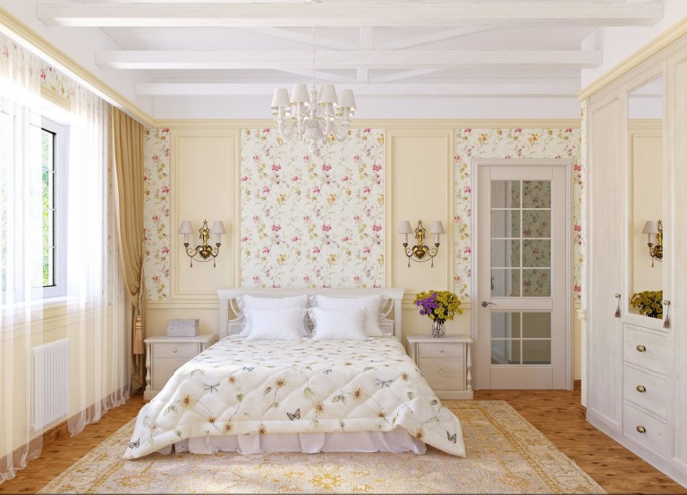 Chambre avec plafond en relief aux couleurs vives.