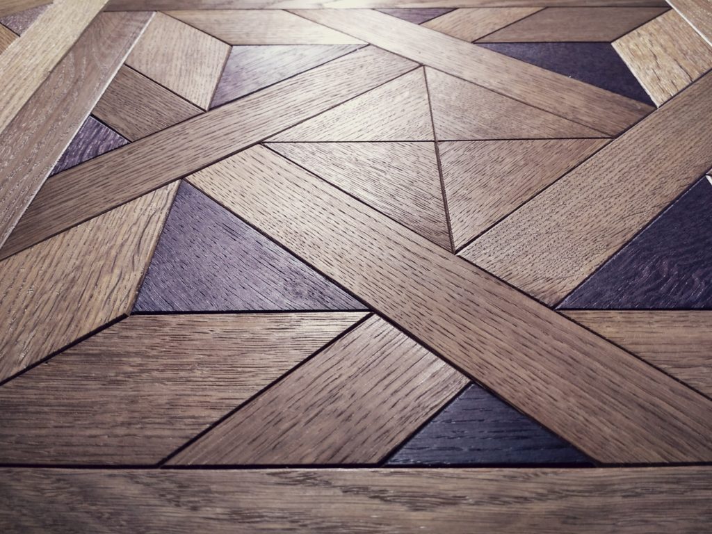 Sàn gỗ sồi trên sàn hành lang