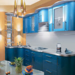 Mavi ve gri kum mutfak mobilyaları