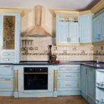 Mavi Provence tarzı mutfak