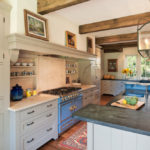 Rustik bir mutfak iç resimler