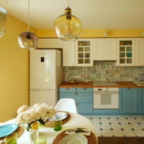 لون الجدران في المطبخ