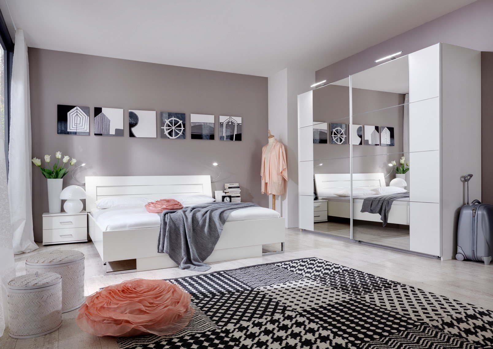 thiết kế tủ quần áo trong ý tưởng ảnh phòng ngủ