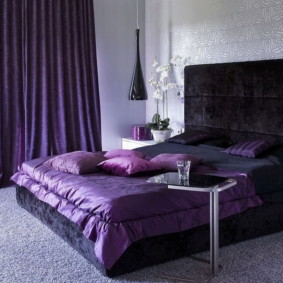 idées d'intérieur chambre violette
