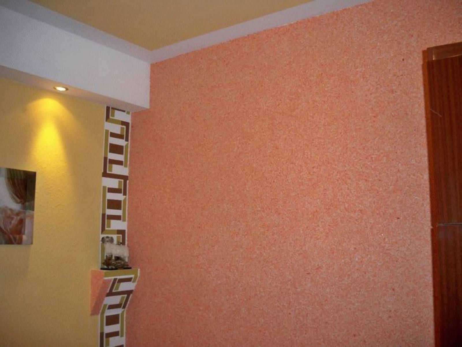 liquid wallpaper in the corridor combined