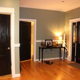 Gray walls of the hallway in a panel house