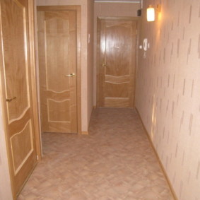 couloir avec photo design linoléum