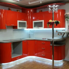 meuble de cuisine avec un comptoir de bar idées intérieures