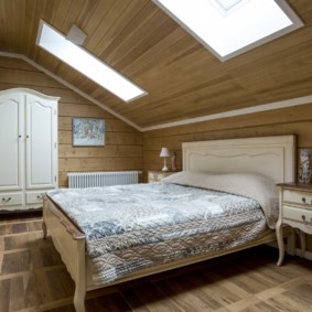 yatak odası tasarımı 12 metrekare çatı katı