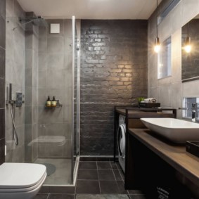 Tường màu xám trong phòng tắm phong cách hiện đại