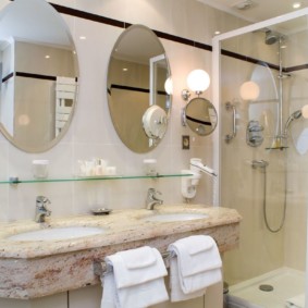 ارتفاع المرآة فوق أنواع حوض الحمام من الصور