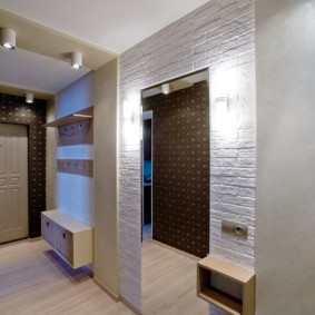 dar bir koridor için modern duvar kağıdı tasarımı