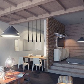 Dizaina studijas tipa dzīvoklis ar piestātni uz pjedestāla