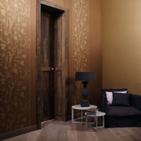 combined wallpaper in the hallway of the apartment decor ideas