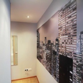 papier peint combiné dans le couloir de l'intérieur photo de l'appartement