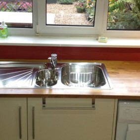 konyha mosogató az ablak dekorációs ötletek
