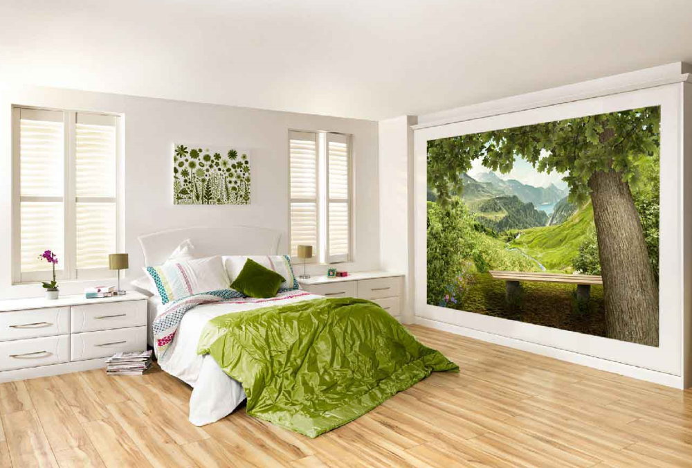 Parlak bir yatak odasında bir resimde orman