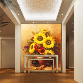 Koridordaki resimde parlak ayçiçeği