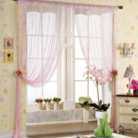 filament curtains in the kitchen design photo