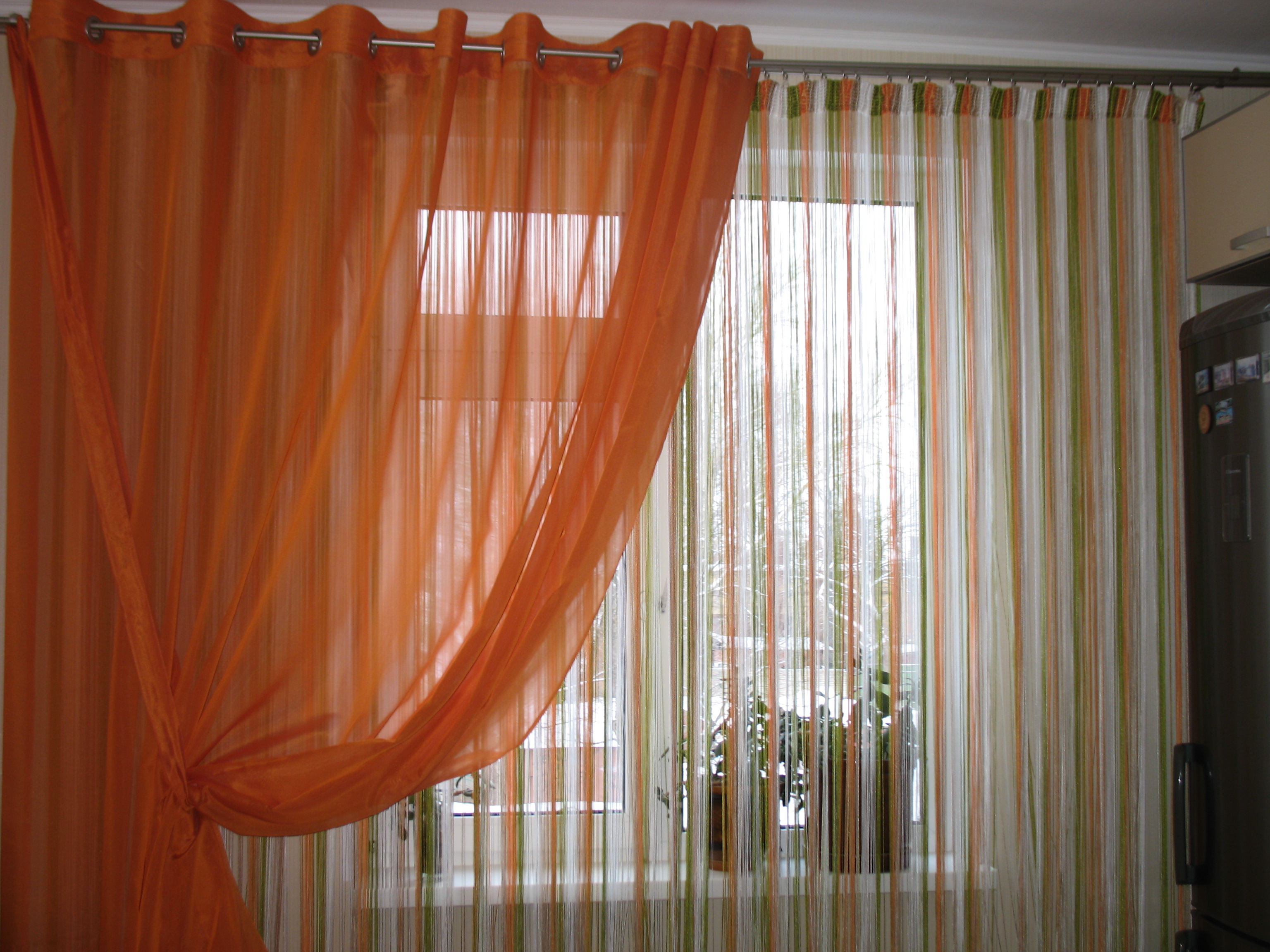 filament curtains in the kitchen photo