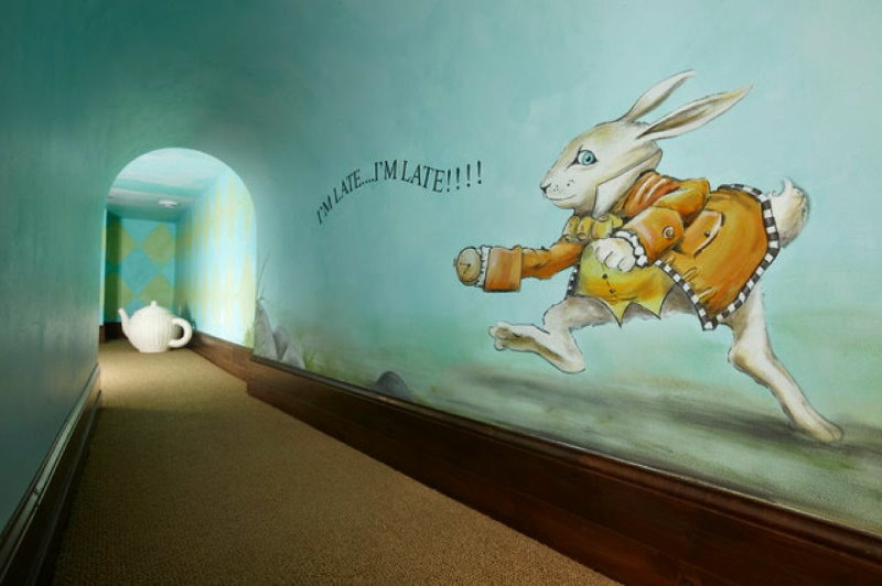 Chạy thỏ trong hình trong căn hộ