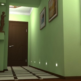 küçük bir koridor için yeşil duvar kağıdı