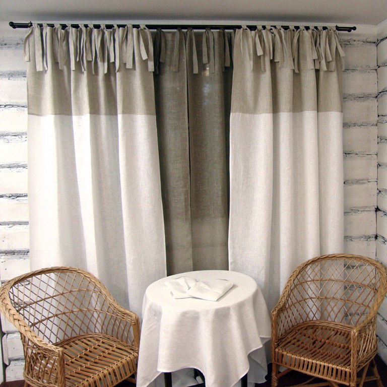 Lightweight drawstring curtains