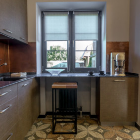 mutfak fotoğraf tasarımında pencere yerine tezgah