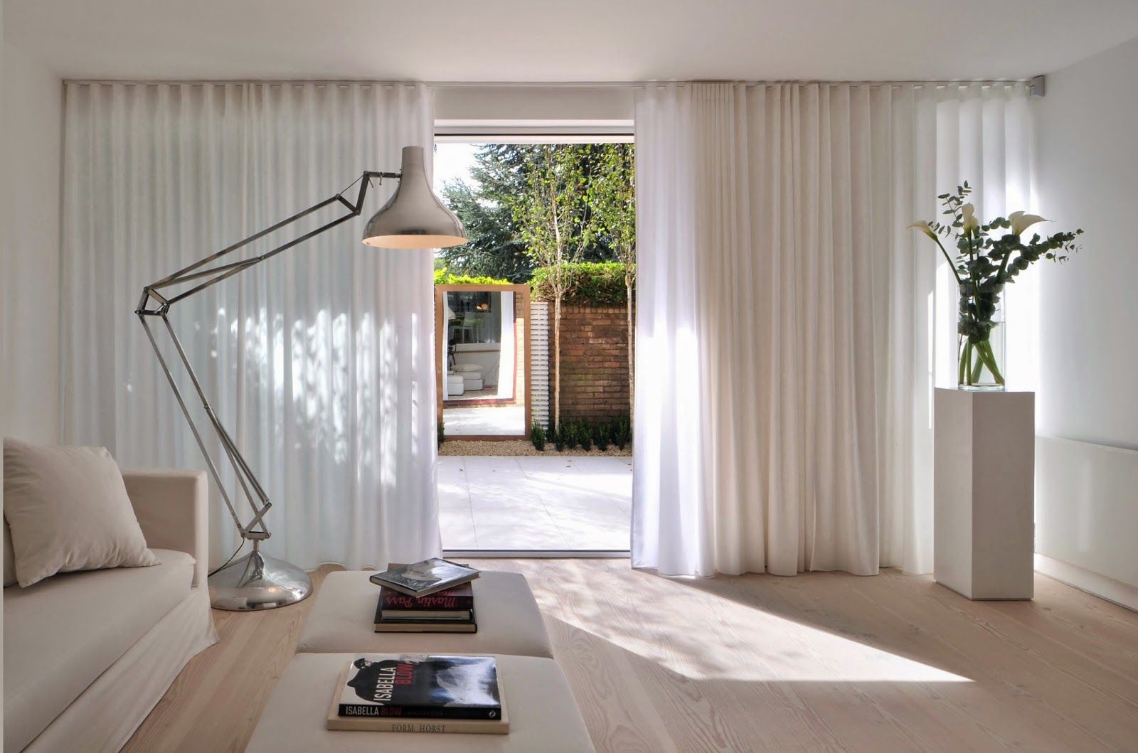oturma odası minimalizm perdeler