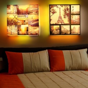 Yatak odasında aydınlatmalı fotoğraflardan oluşan panel