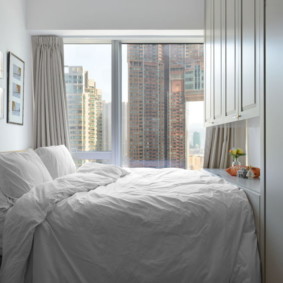 Compact bedroom in a city apartment
