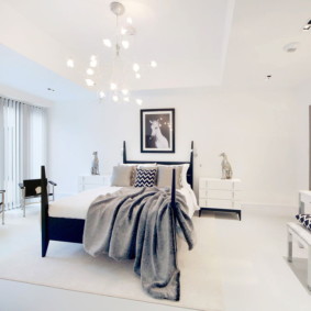 Large bedroom in white